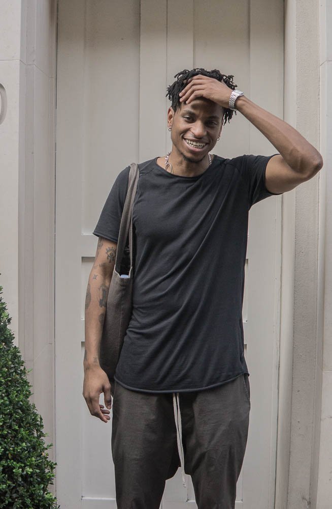 London - Knitghsbridge - Model Duo (17 of 21).jpg