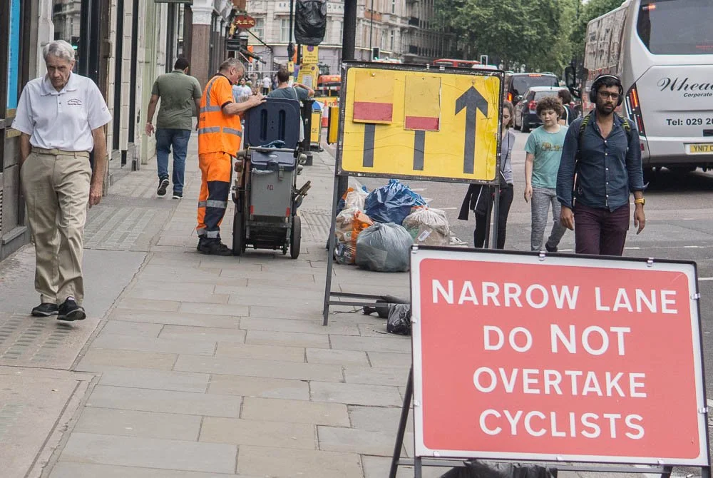 London - Knightsbridge - Senior Reflection (1 of 1).jpg