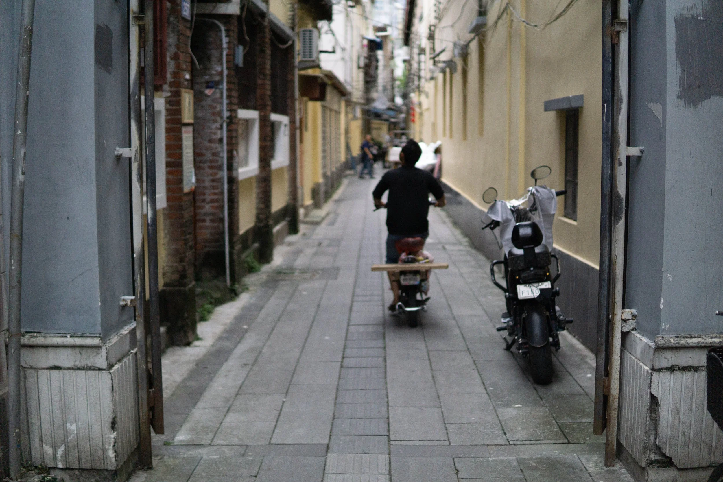 China - Guangzhou - Street Sample-2.jpg