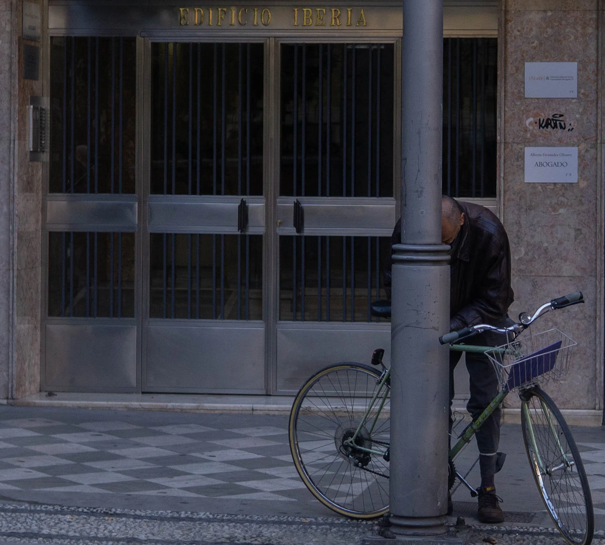 Europe- Spain - Malaga - Cycle Grandpa.jpg