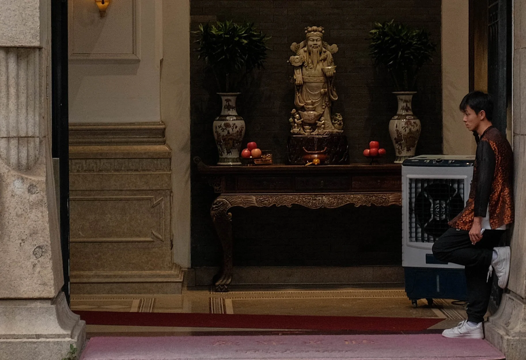 China - Guangzhou - Streets II Fuji-15.jpg