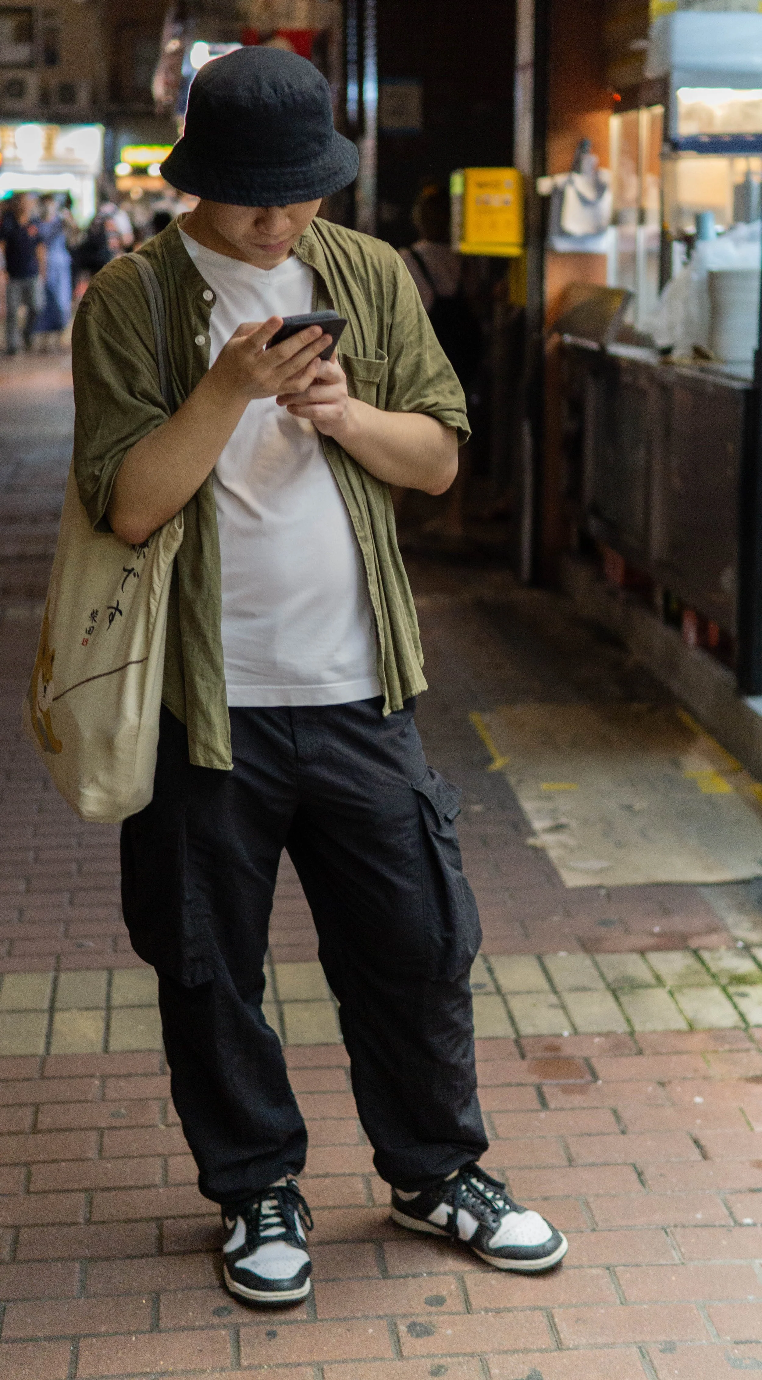 Hong Kong - Streets I-34.jpg