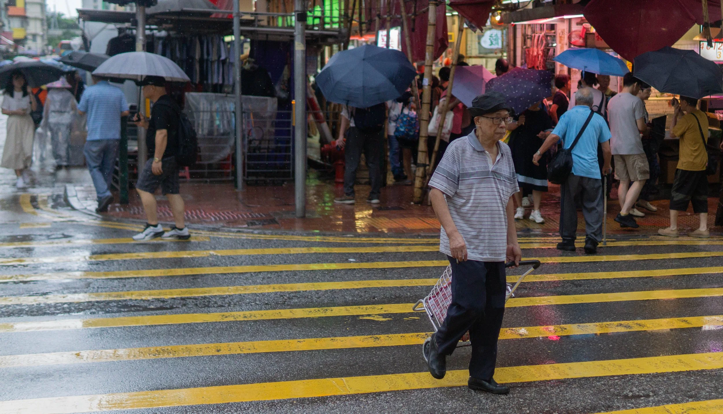 Hong Kong - Streets II Full-42.jpg