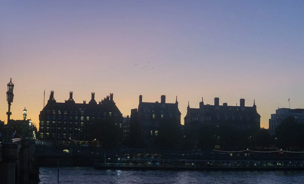 London - NightSky (1 of 2).jpg