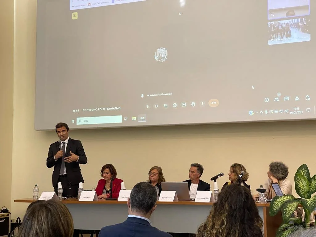 Convegno su  Educazione Civica, Riflessioni ed Esperienze di Scuola e Società
