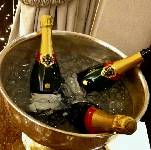 “Entertainment with every Bubble”