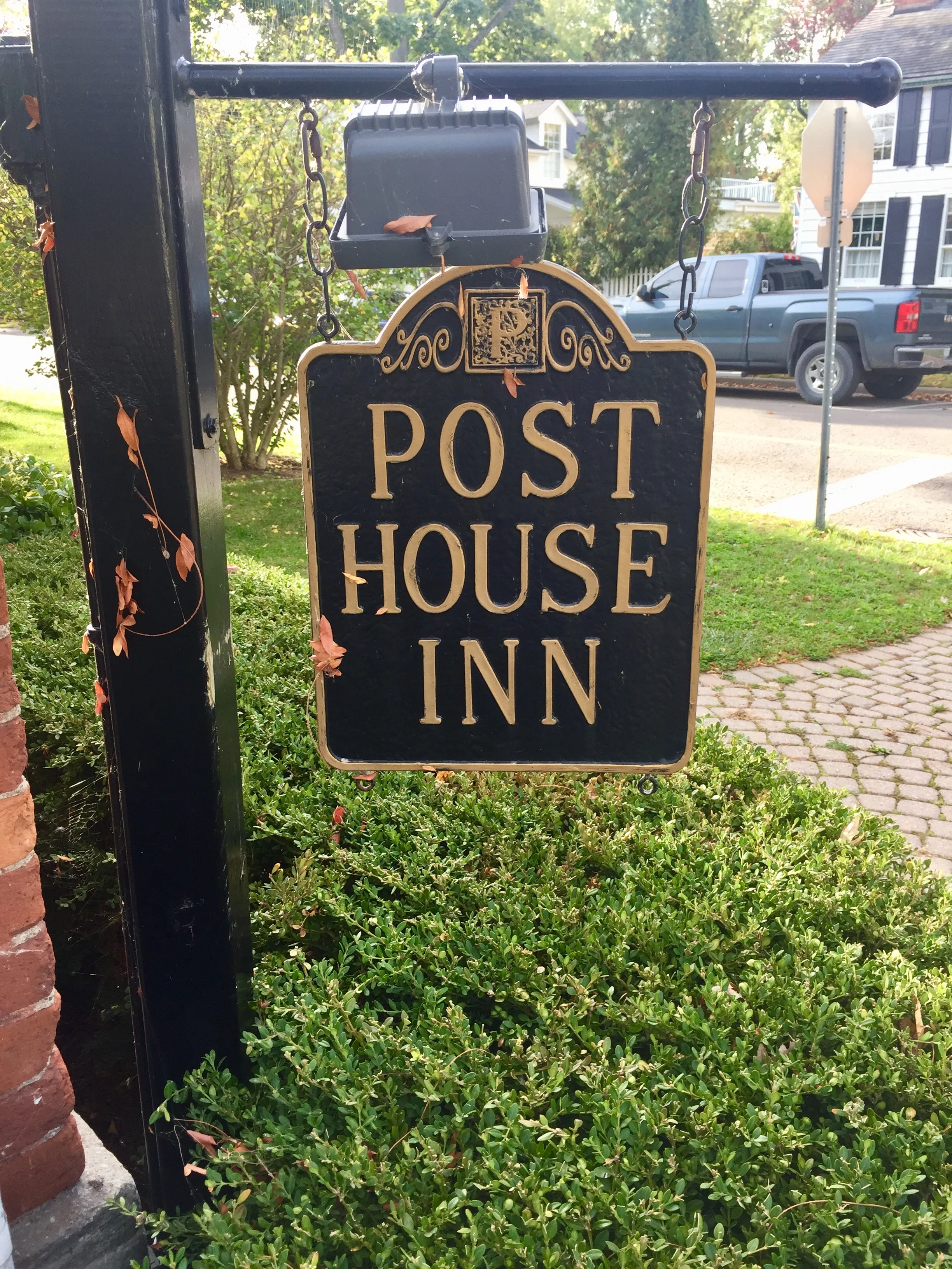 Sisters Road Trip  Part 1: Niagara-on-the-Lake