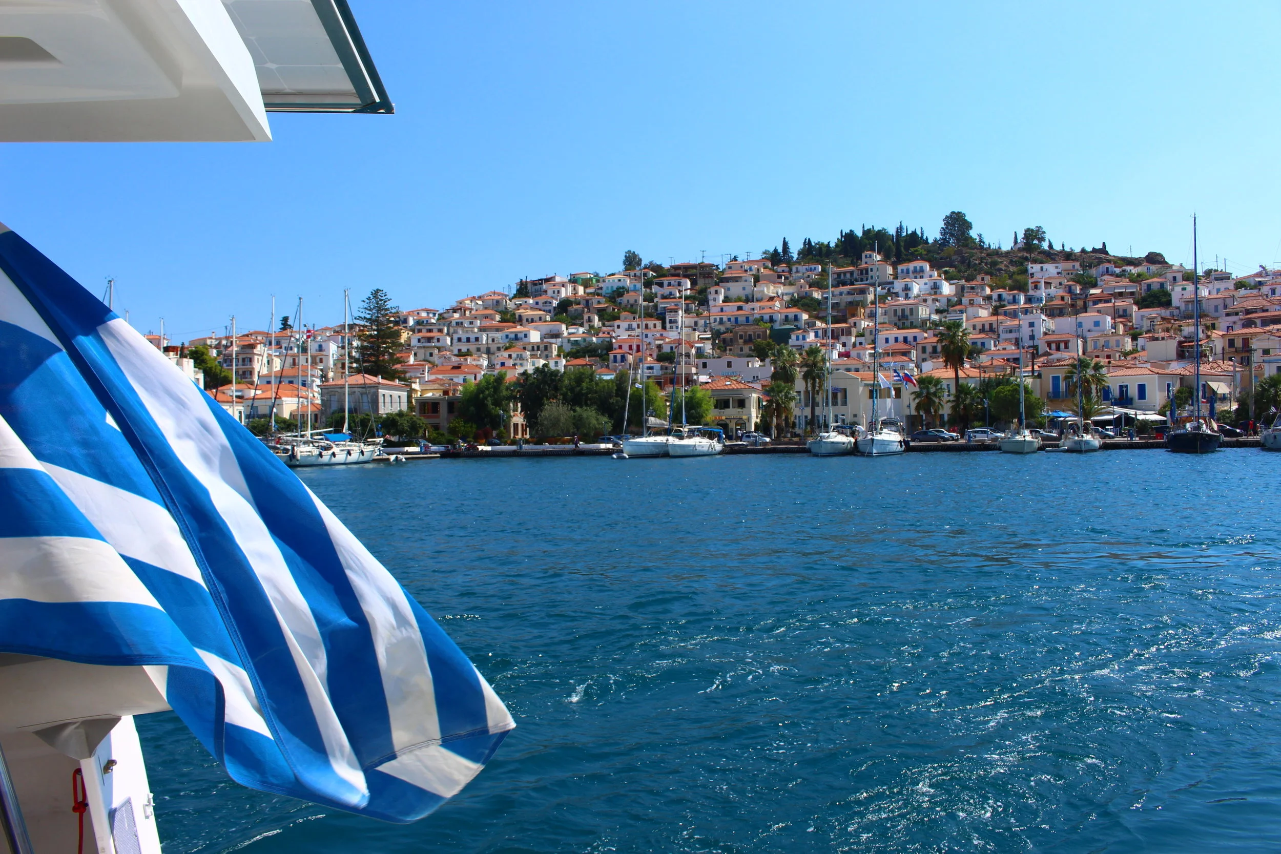 GREECE | HOW-TO ISLAND HOP BY BOAT LIKE A BOSS