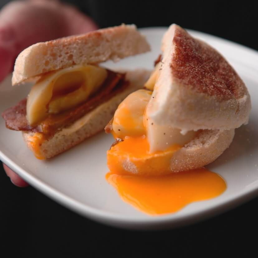 Sgaia-egg-1.jpg