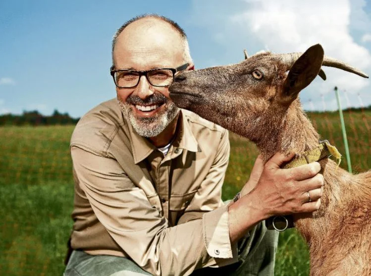 peter-wohlleben-met-geit.jpg