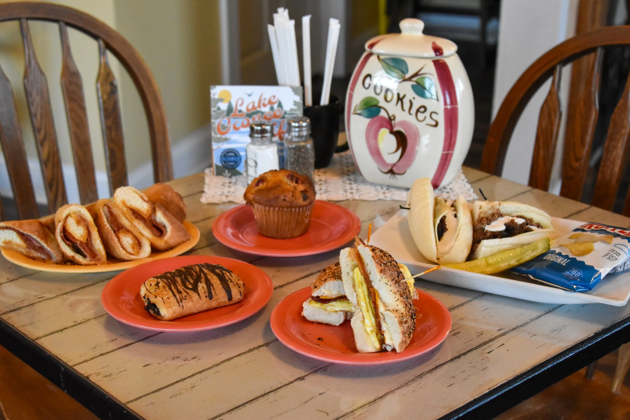 Sweet Kneads Bakery and Cafe 