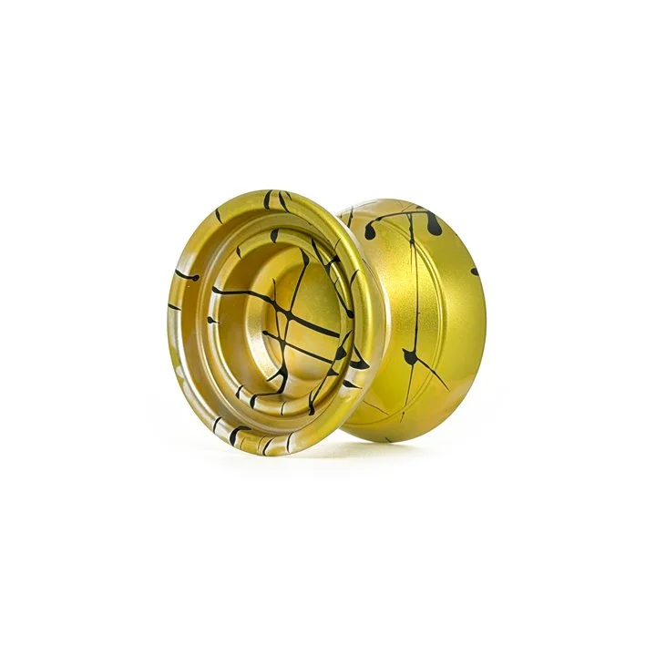CLYW_Kai_Bee_Minus.jpg