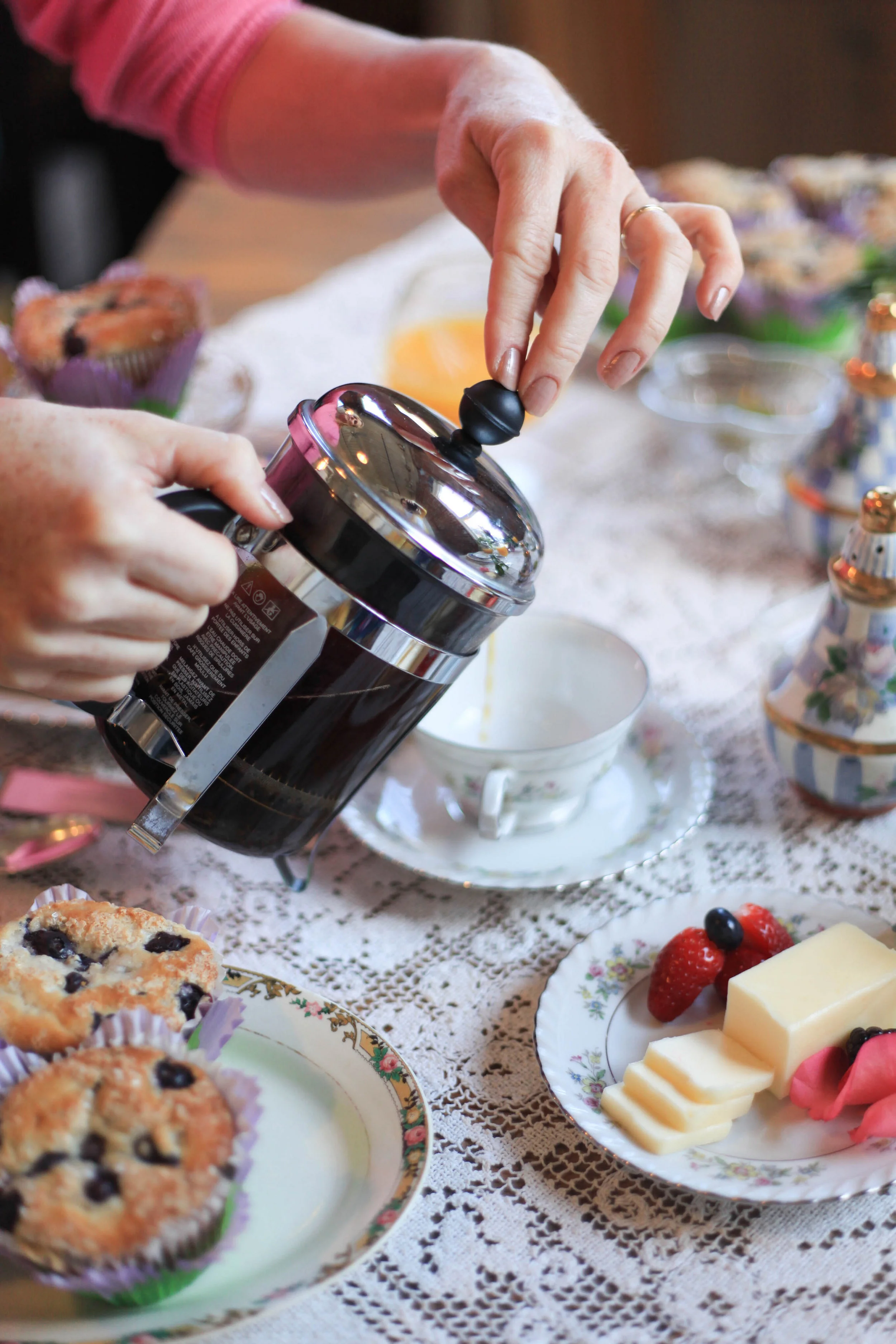 Clutch Guide Breakfast Styled Shoot-PASS Edits-0032.jpg