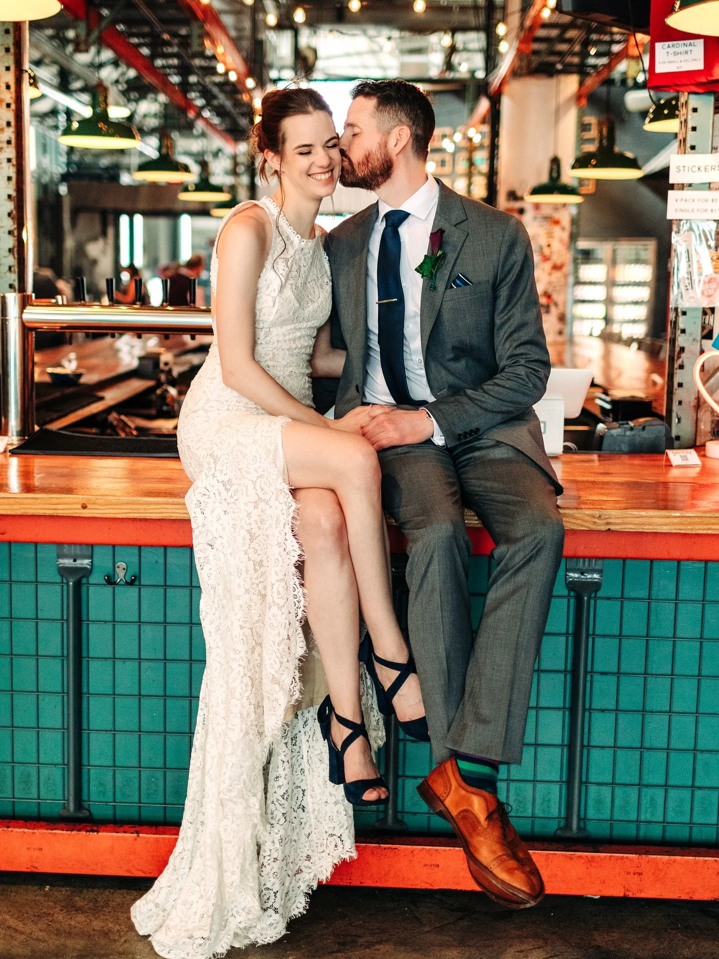 Another Sunday wedding at Love City!❤️💍🍻 The taproom is 🚫CLOSED on Oct. 26 for a celebration of love. See you on Monday! (And hit the link in our bio if you want more info about hosting YOUR celebration here!)
📸 Photo credit: @evergreenstoryphoto