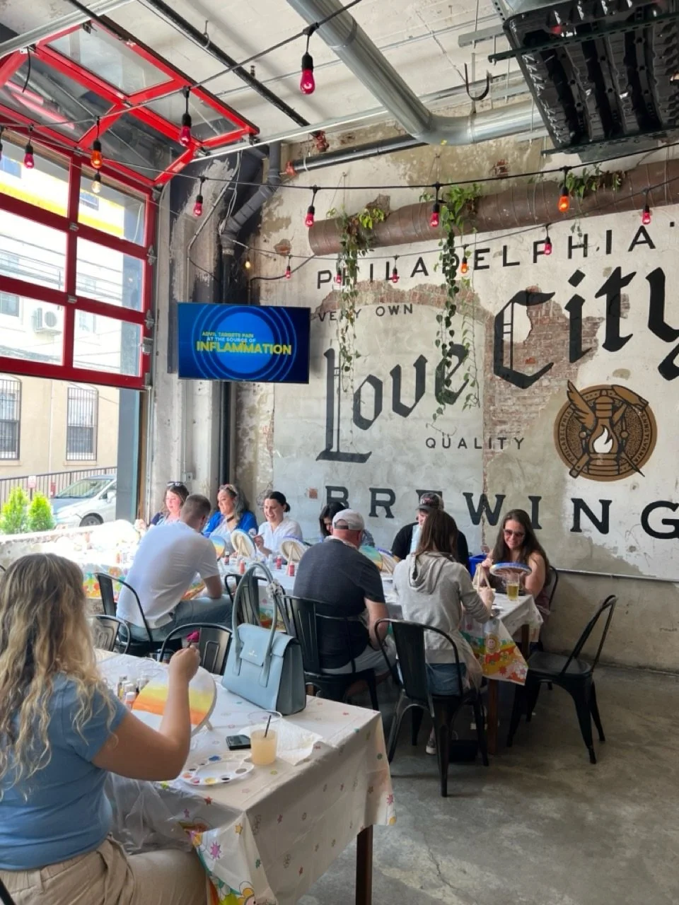 Your friends and family don&rsquo;t need more stuff. They need more time with you!⏰🥰 Get them a gift that you can experience together🎁 Our January events calendar is stacked with fun things to do, from a botanical dye workshop to a drag king perfor