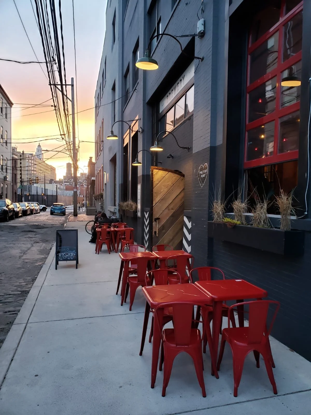 Trying to spend less time doomscrolling but still want to know what&rsquo;s going on?🙇🏻&zwj;♀️ Same. We got you! This year, our newsletter is getting its act together &mdash; once a month you&rsquo;ll get 3 things we&rsquo;re excited about, plus wh