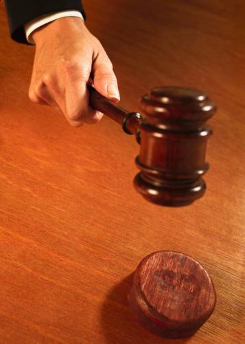 gavel_vertical.jpg