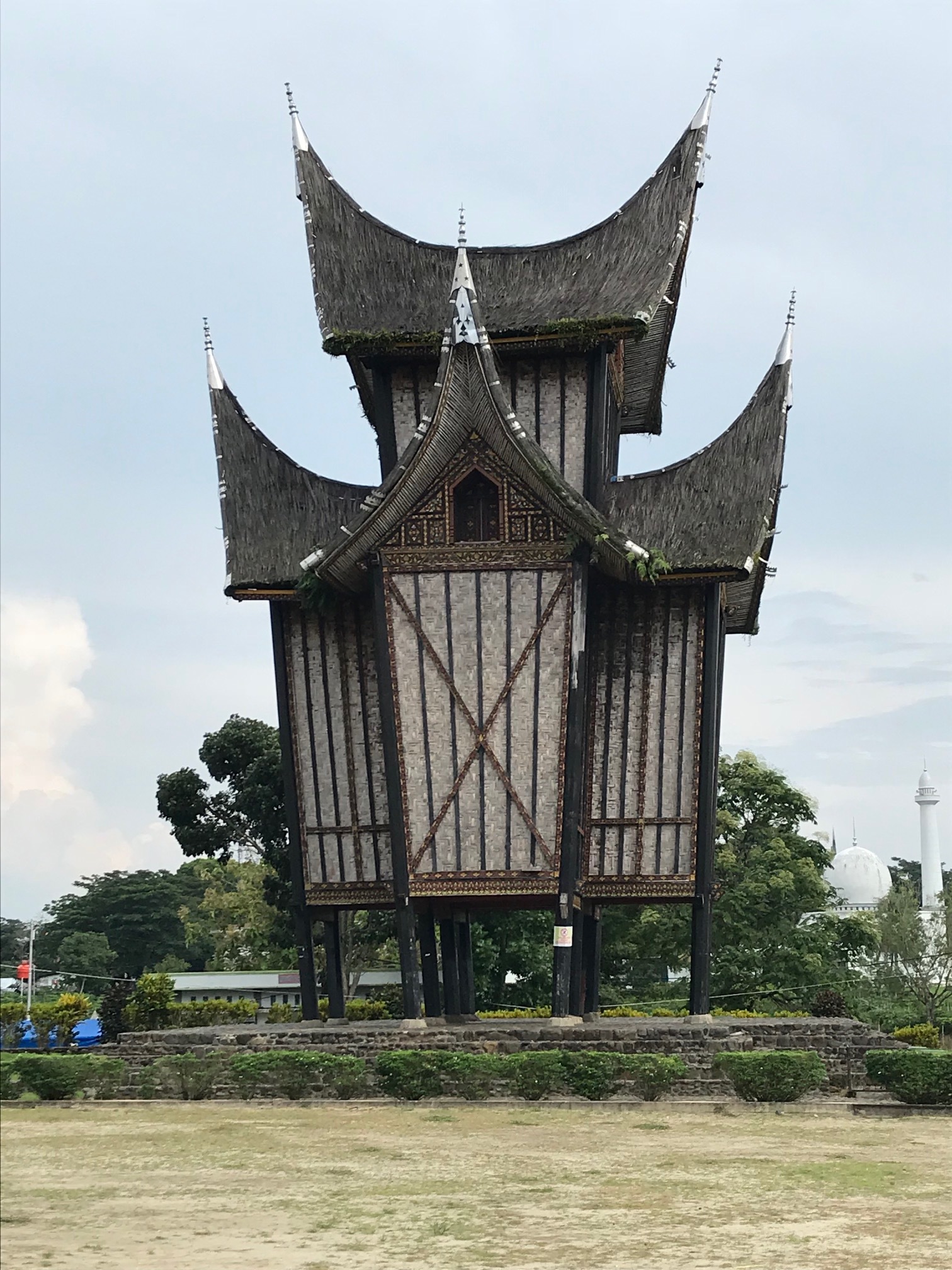 padang Outbuilding of the Pagaruyuang Palace .jpg