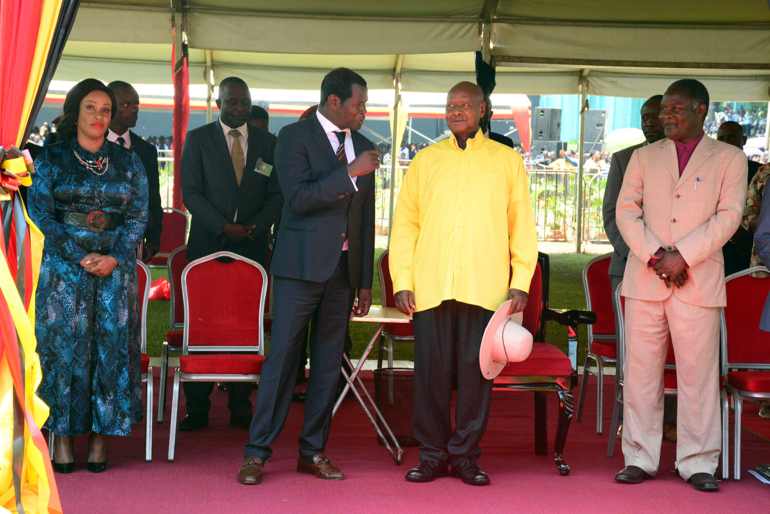 Pastor Robert Kayanja (second from left) of the Miracle Centre Cathedral chats with President Yoweri Museveni of Uganda (third from left) at a pastors’ meeting with the President held in Kampala recently. The meeting was called by President Museveni to discuss the proposed National Policy on Religious and Faith-Based Organizations (R&amp;FBOs) that requires pastors to have former training and a certificate before starting a church. The pastors are against the policy. Photo by John Semakula.