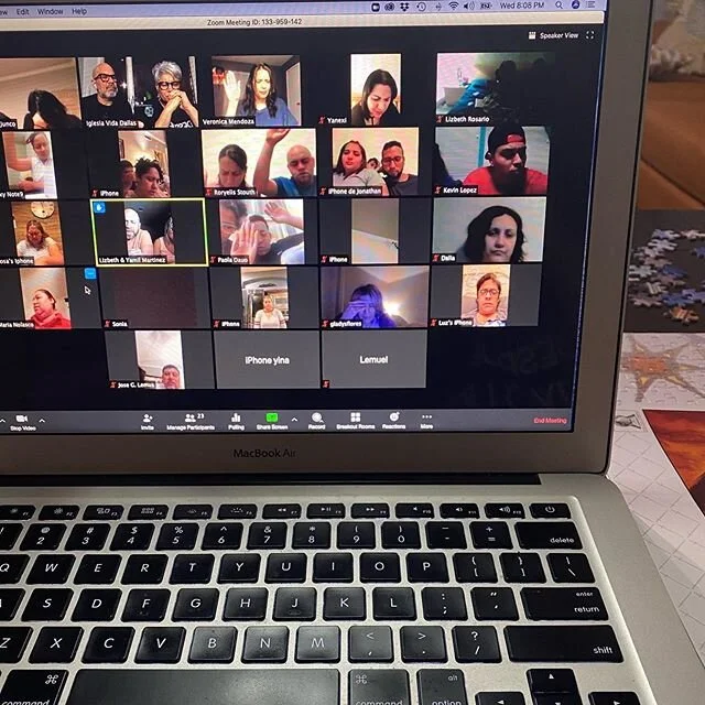 A Zoom meeting of church members from Iglesia Vida Dallas. Photo from IglesiaVidaDallas.org.