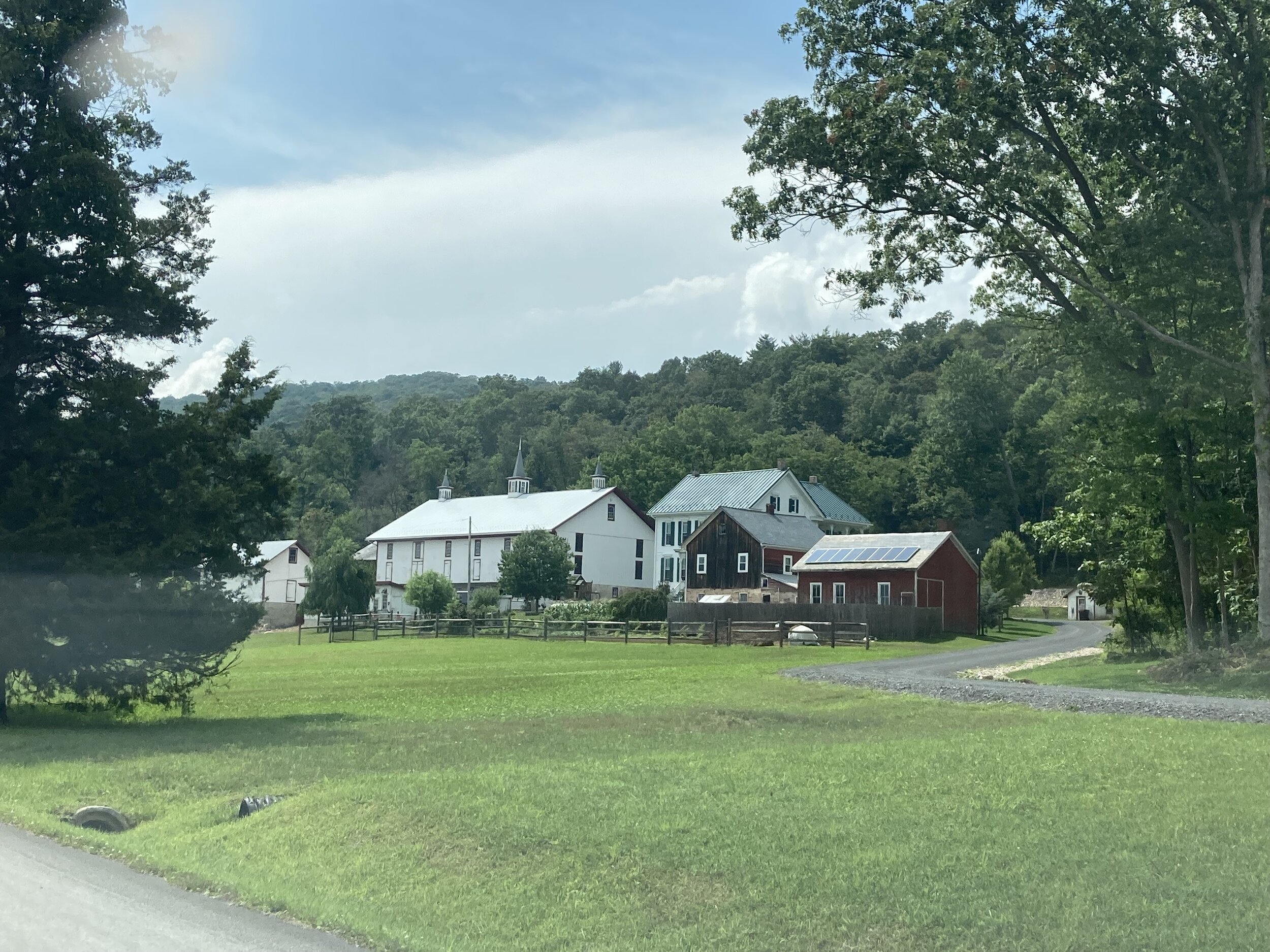 As American News Suffers Declines, Amish Newspapers Flourish In Print 1 DavidLapp%27shousesolarpanel