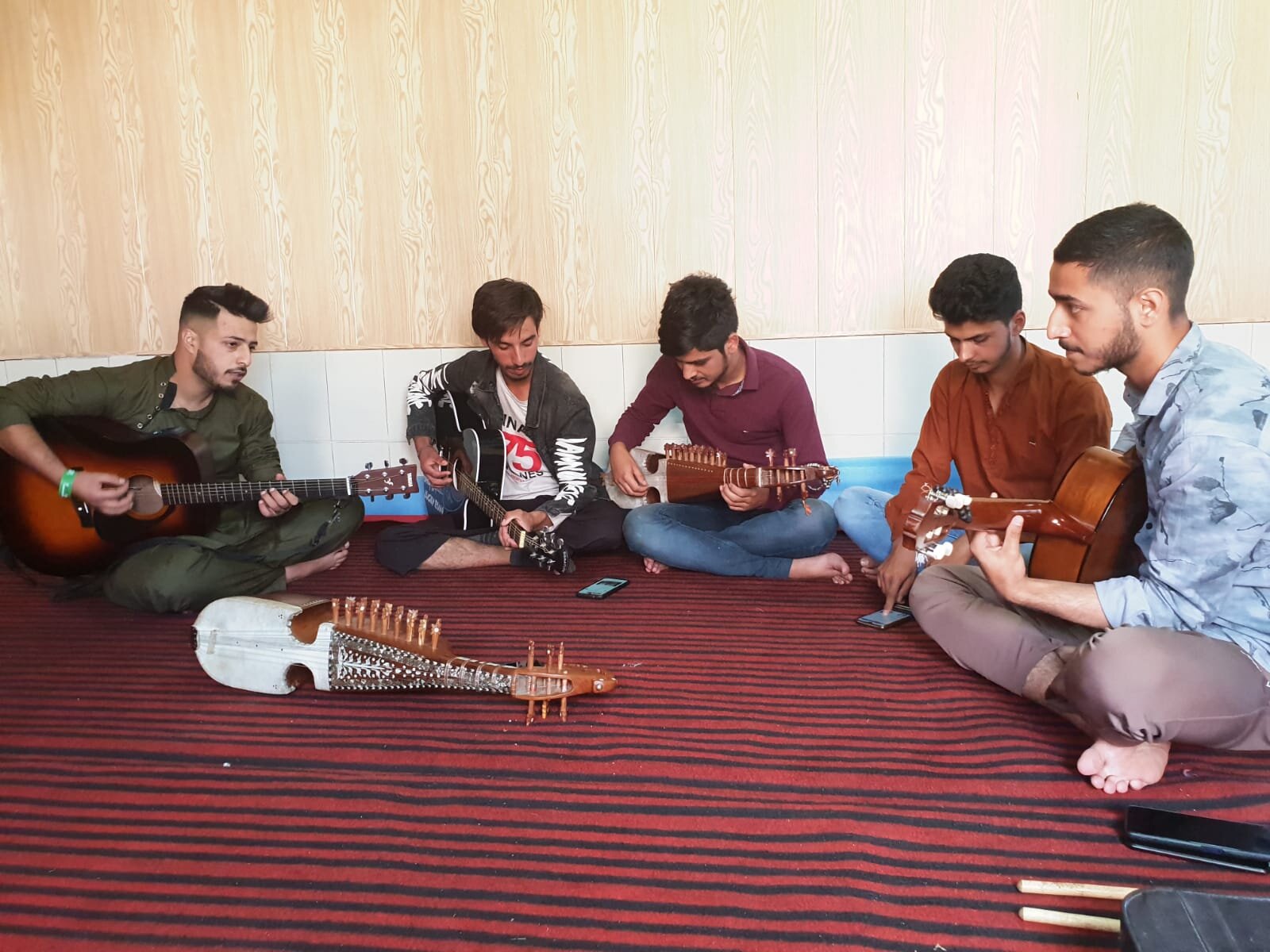Social Media Helps Kashmiri Youth Share And Fund Music To Fight Depression,  Isolation