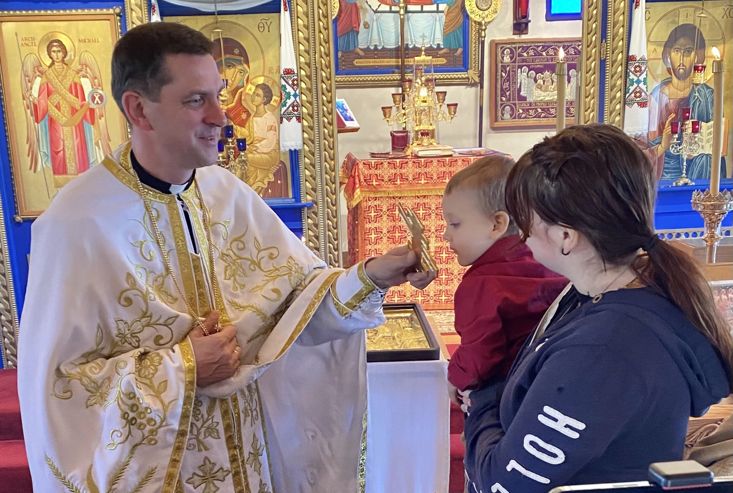 In Rural Oklahoma, A Ukrainian Priest Prays For His Mother — And His Homeland