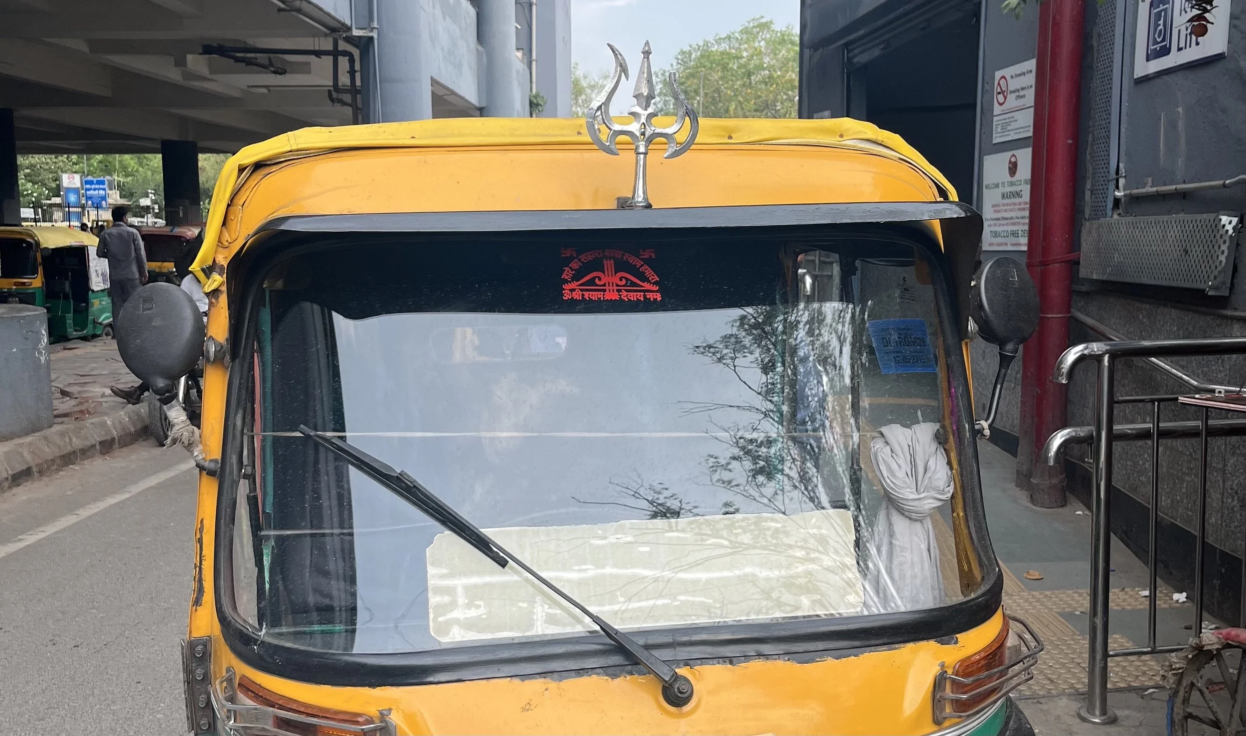 Religious Tensions Drive India’s Booming Bumper Sticker Economy