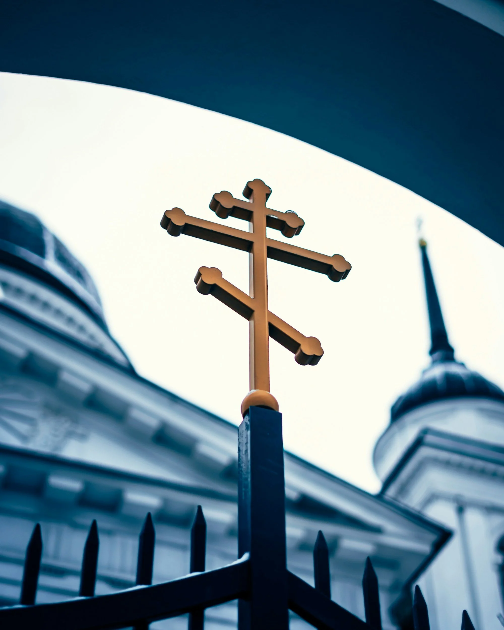 Crossroads Podcast: The New York Times Offers A Mixed Bag On Orthodox Converts