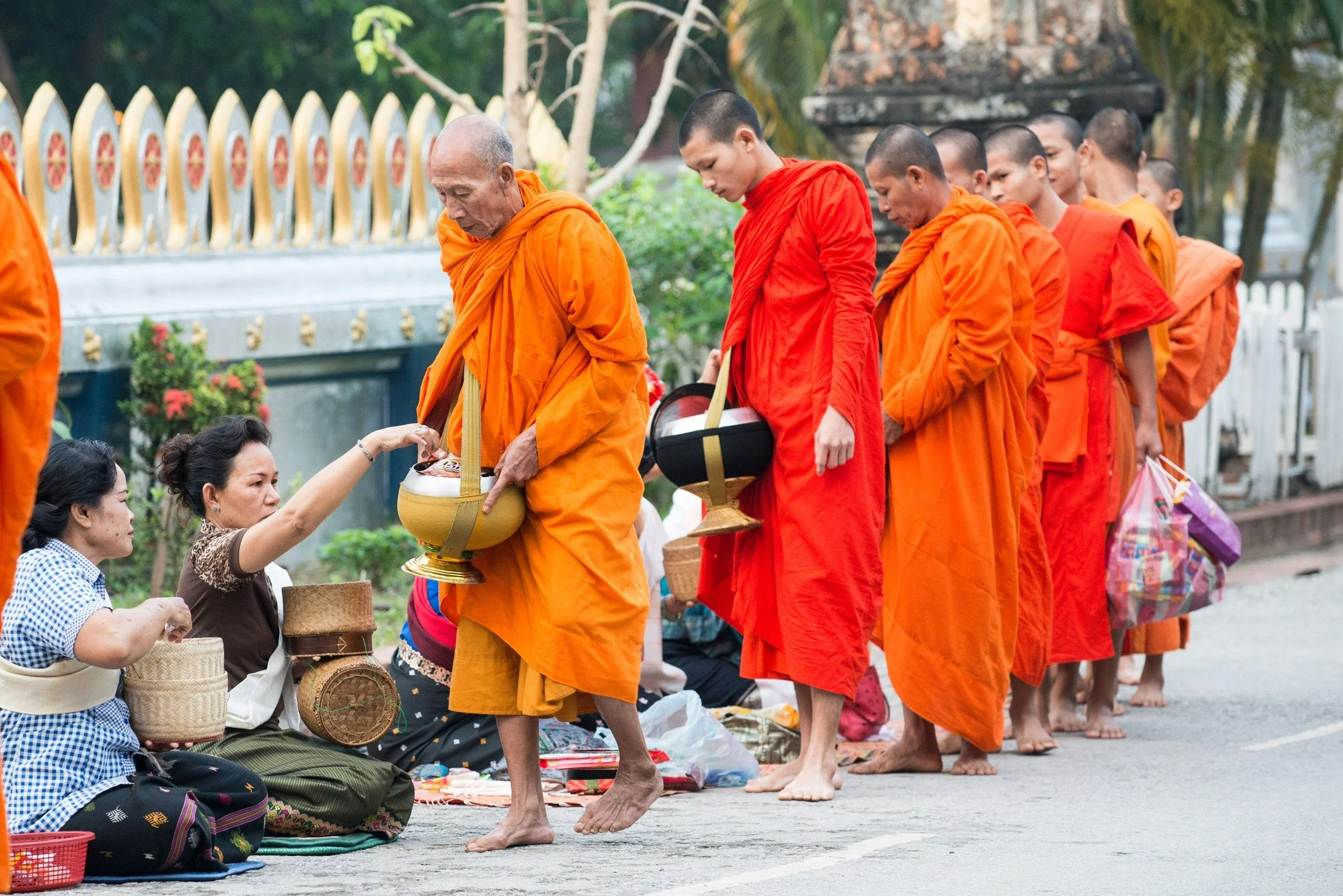 In Divided Sri Lanka, Monks Create Display Of Interfaith Unity
