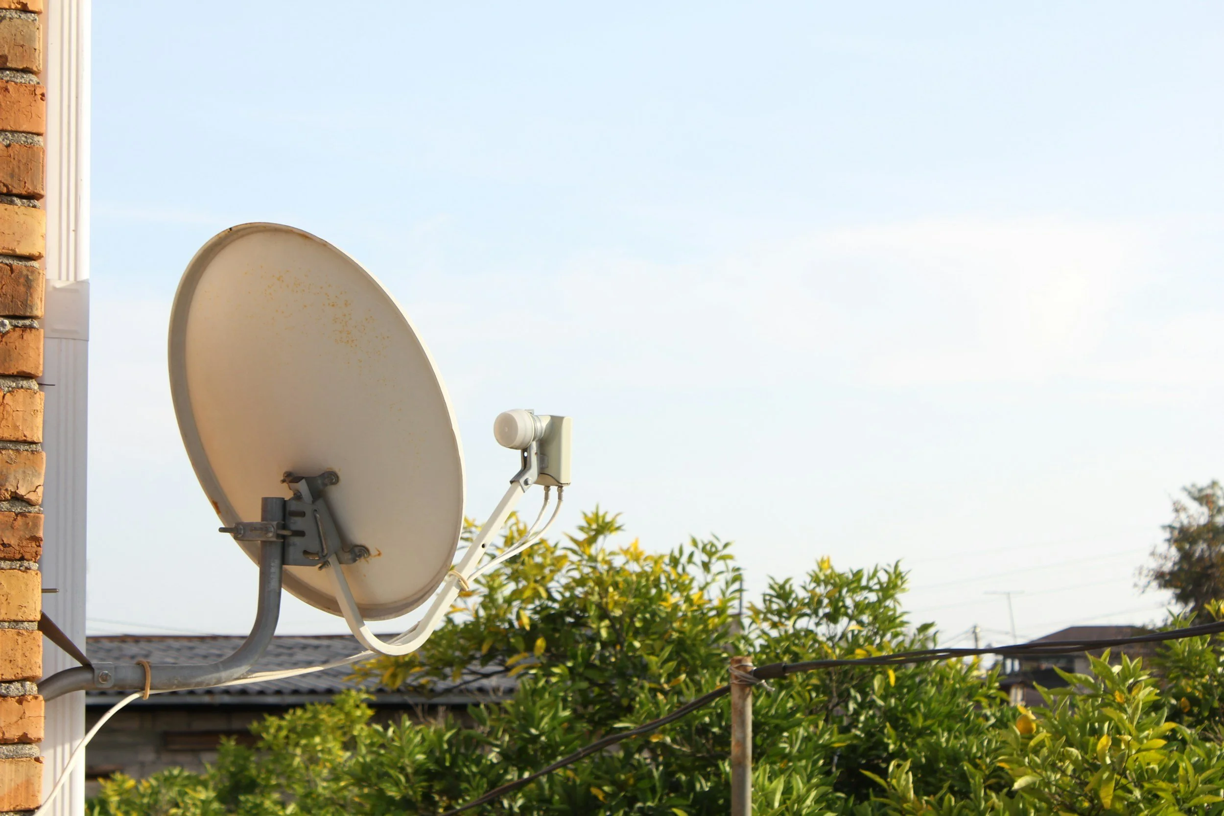 Donor-Advised Fund Foundation to Acquire Salem Media