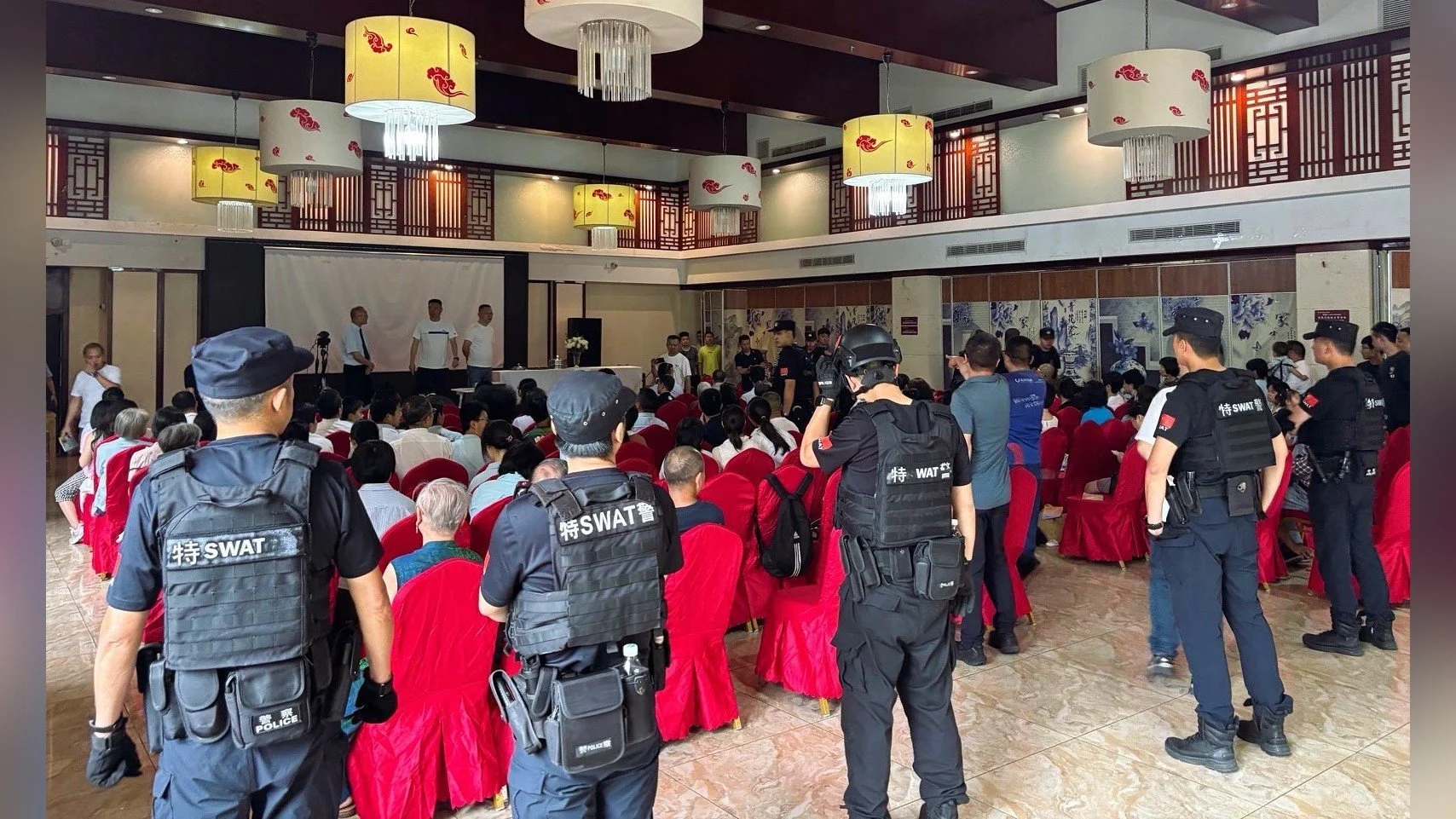 Chinese Police Raid Early Rain Covenant Church During Sunday Worship