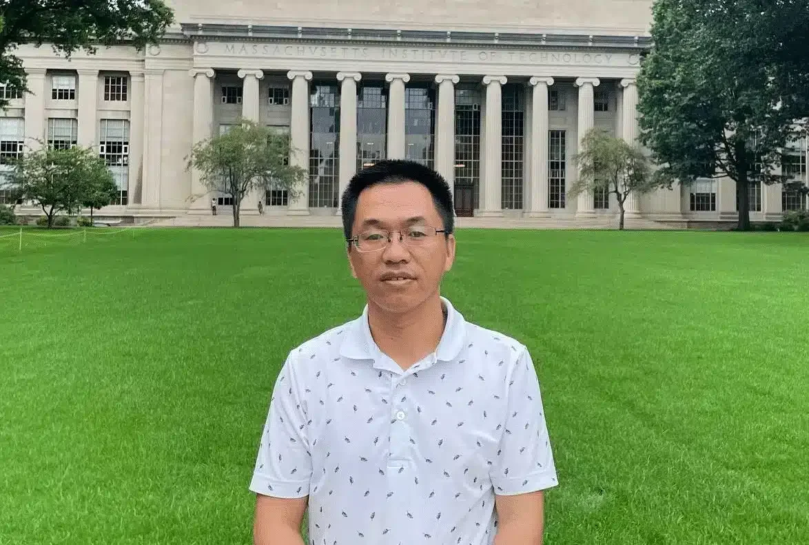 Lawyer Who Defended China’s Persecuted Christians Released From ICE Custody