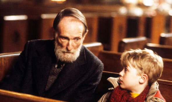 How Christmas Movies Have Dramatically Changed Over The Last 20 Years 1 oldmanmarleyhomealone 743992