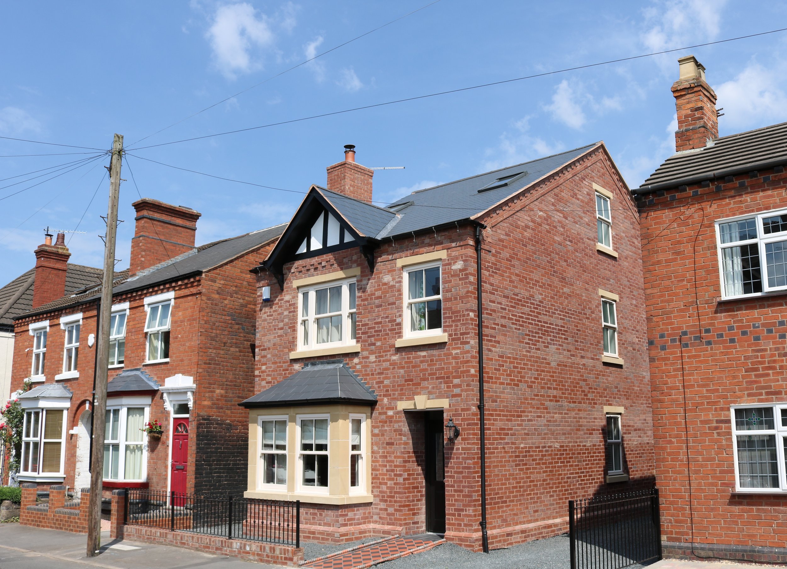 sensitive new build dwelling within the historic old quarter of Stourbridge, West Midlands