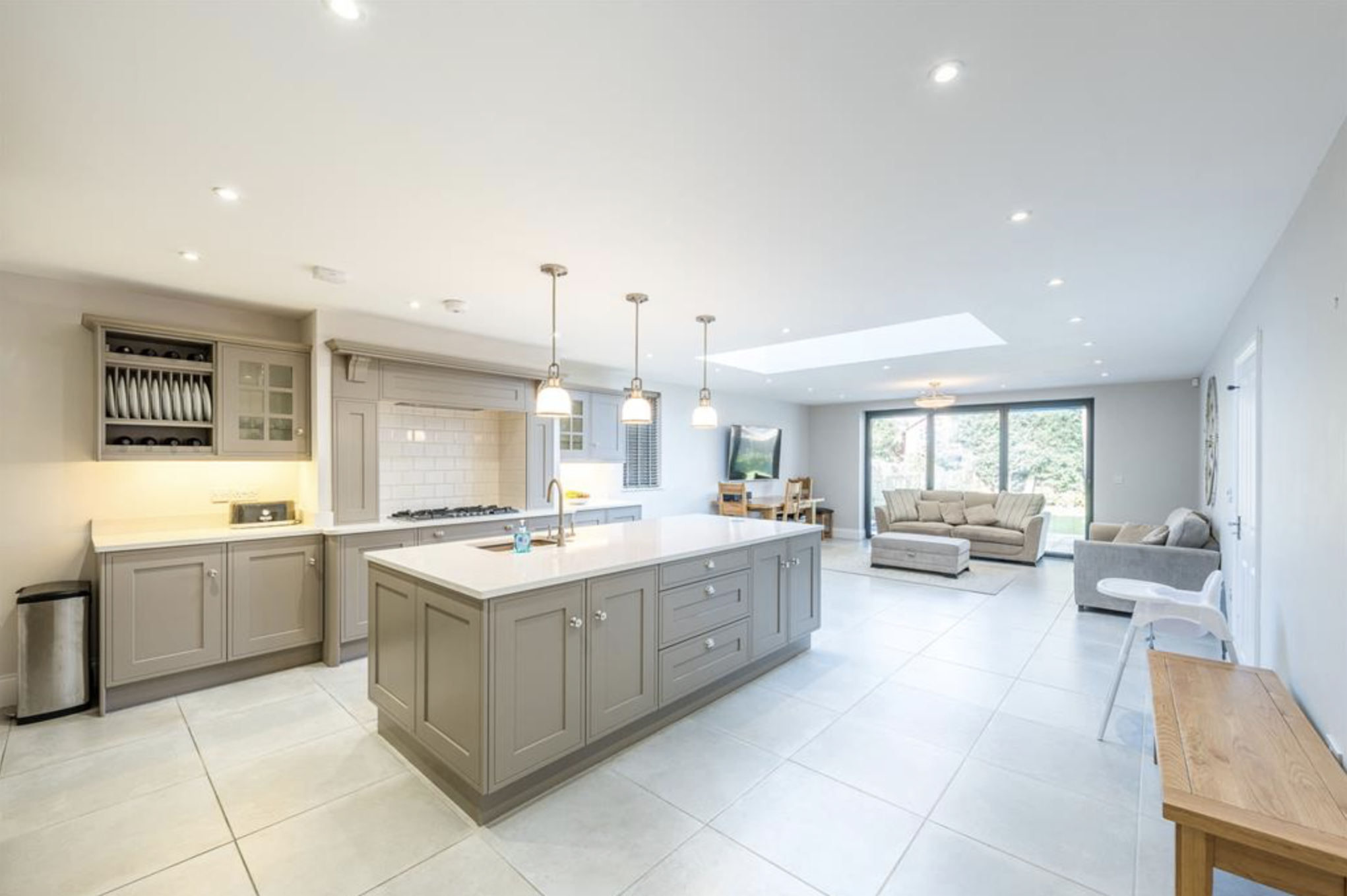 sensitive new build dwelling within the historic old quarter of Stourbridge, West Midlands
