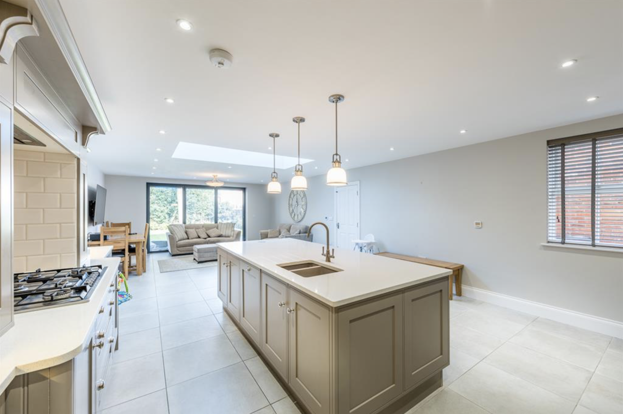 sensitive new build dwelling within the historic old quarter of Stourbridge, West Midlands