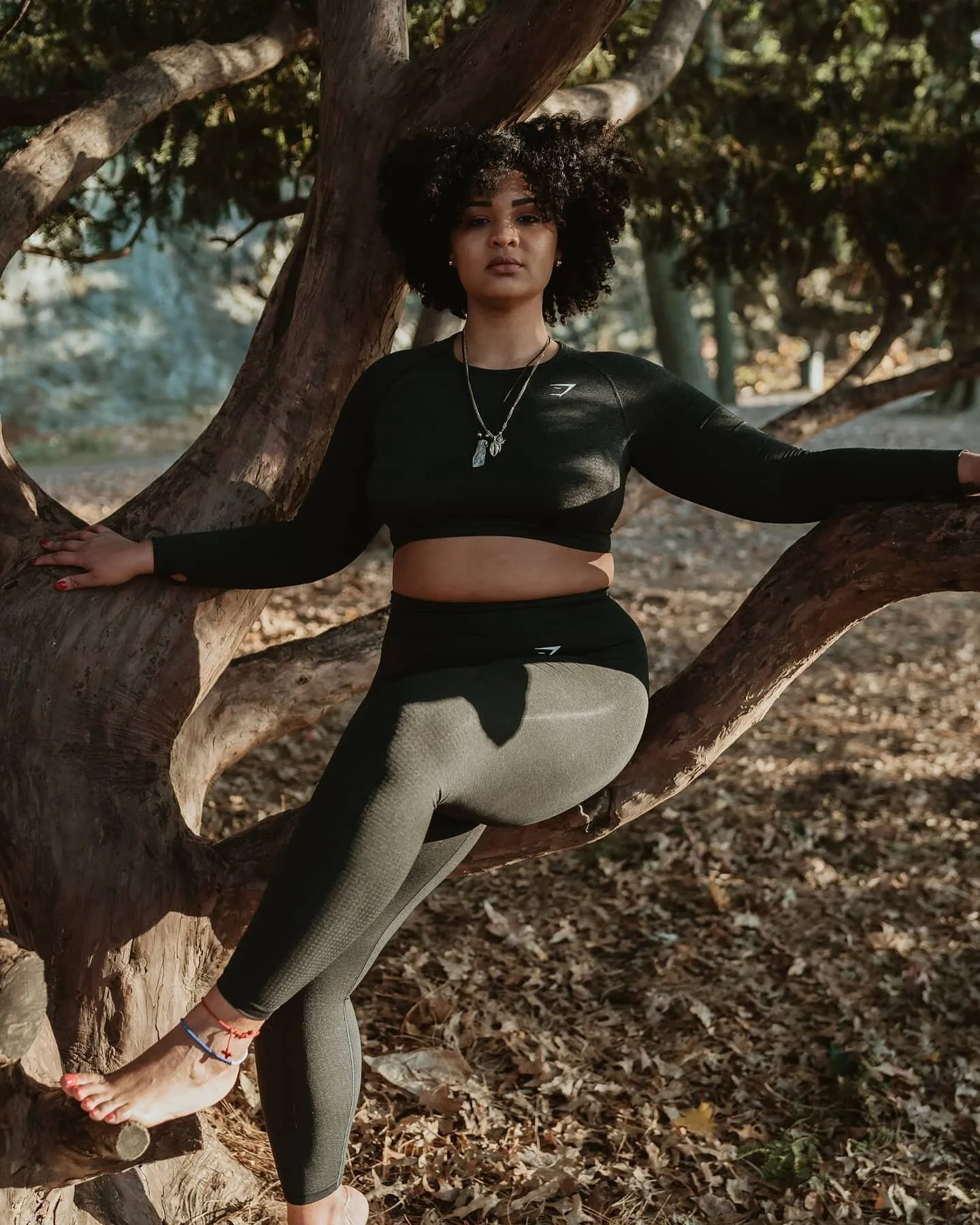 Between the 🪱 and  Me. 🌱

~Earth

#theconcretejungle
#ancestors
#ancestros
#guerrera
#poderosa
📸: @jatnnagarciaphotography