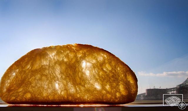 Mondays are all about perspective,  Today's fresh bread has endless possibilities #JessicasBrickOven #mondaymotivation #realbread #blankcanvas