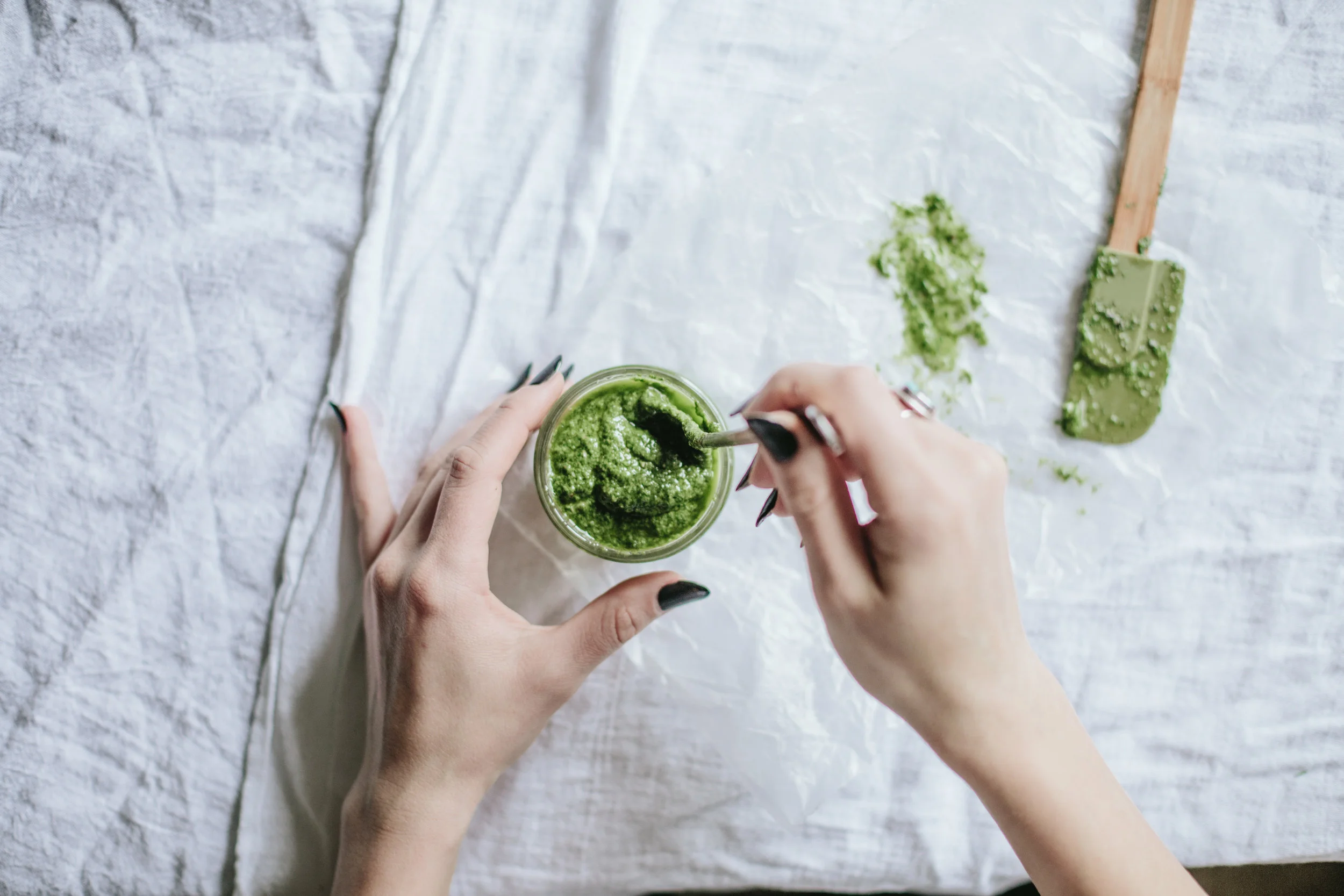 SPAGHETTI_SQUASH+PESTO-8186.jpg