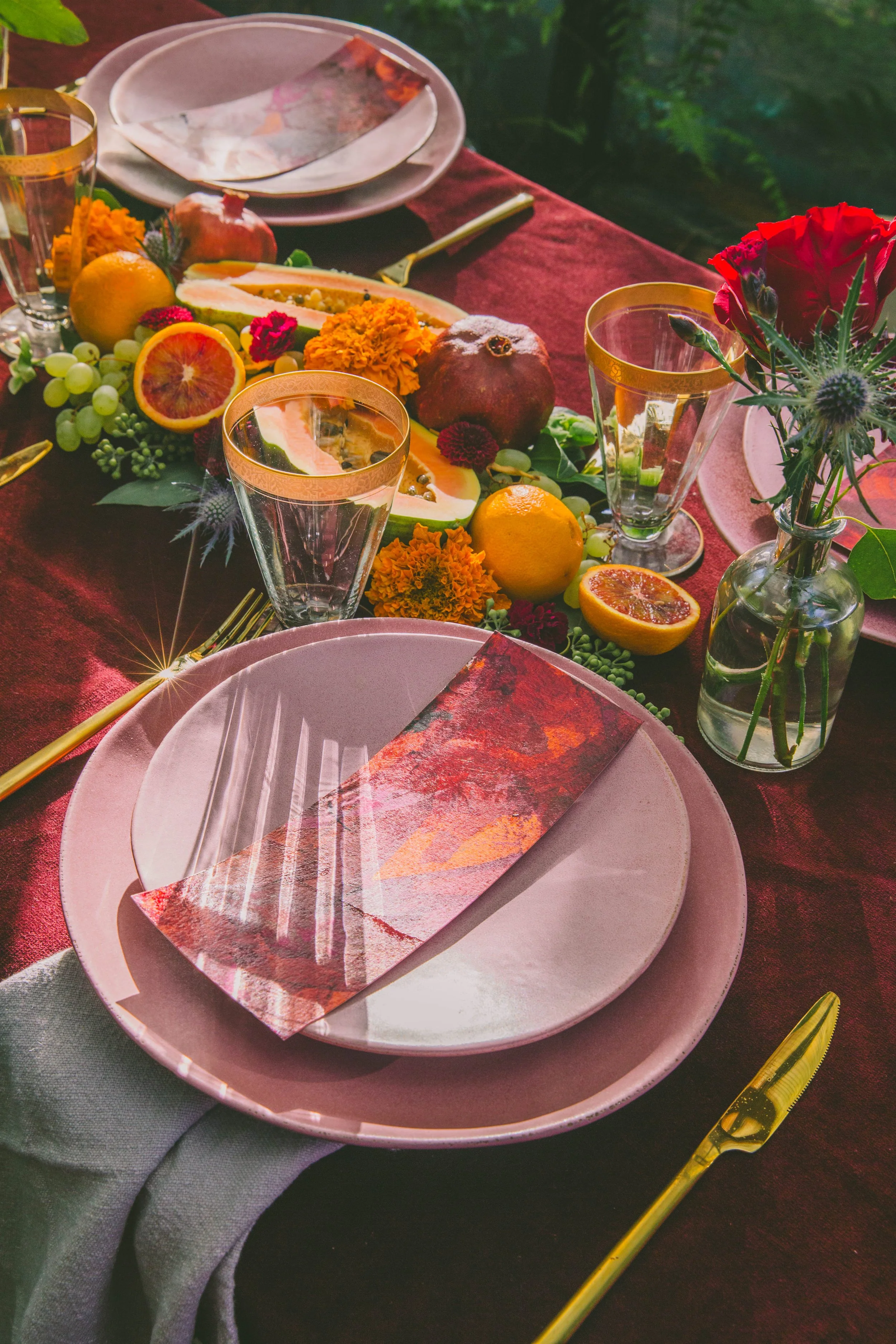 TCH-BOHO TROPICAL WITCH TABLE-1405.JPG