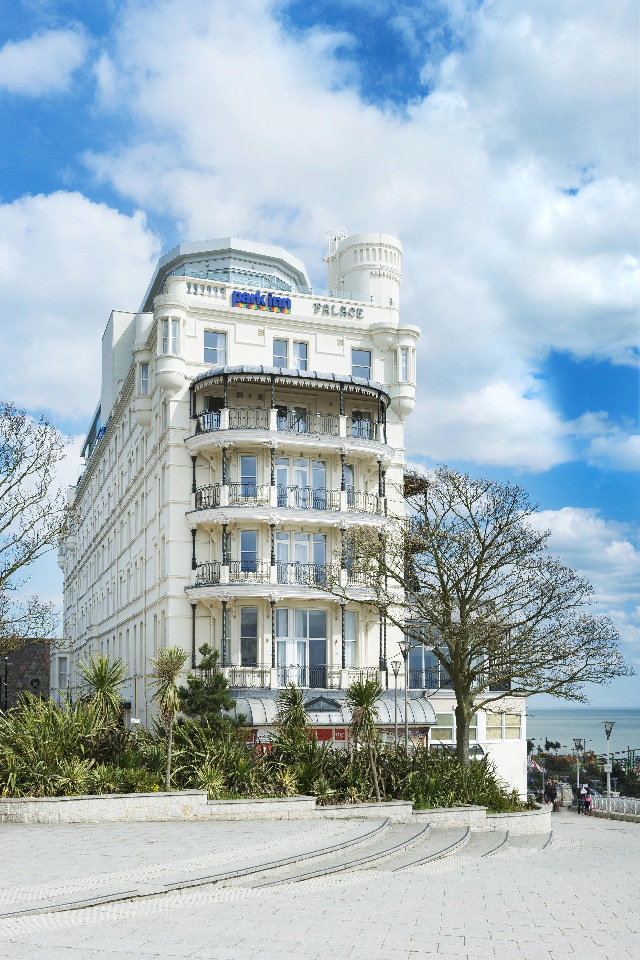 Coastal Comfort: The Park Inn by Radisson Palace, Southend-on-Sea