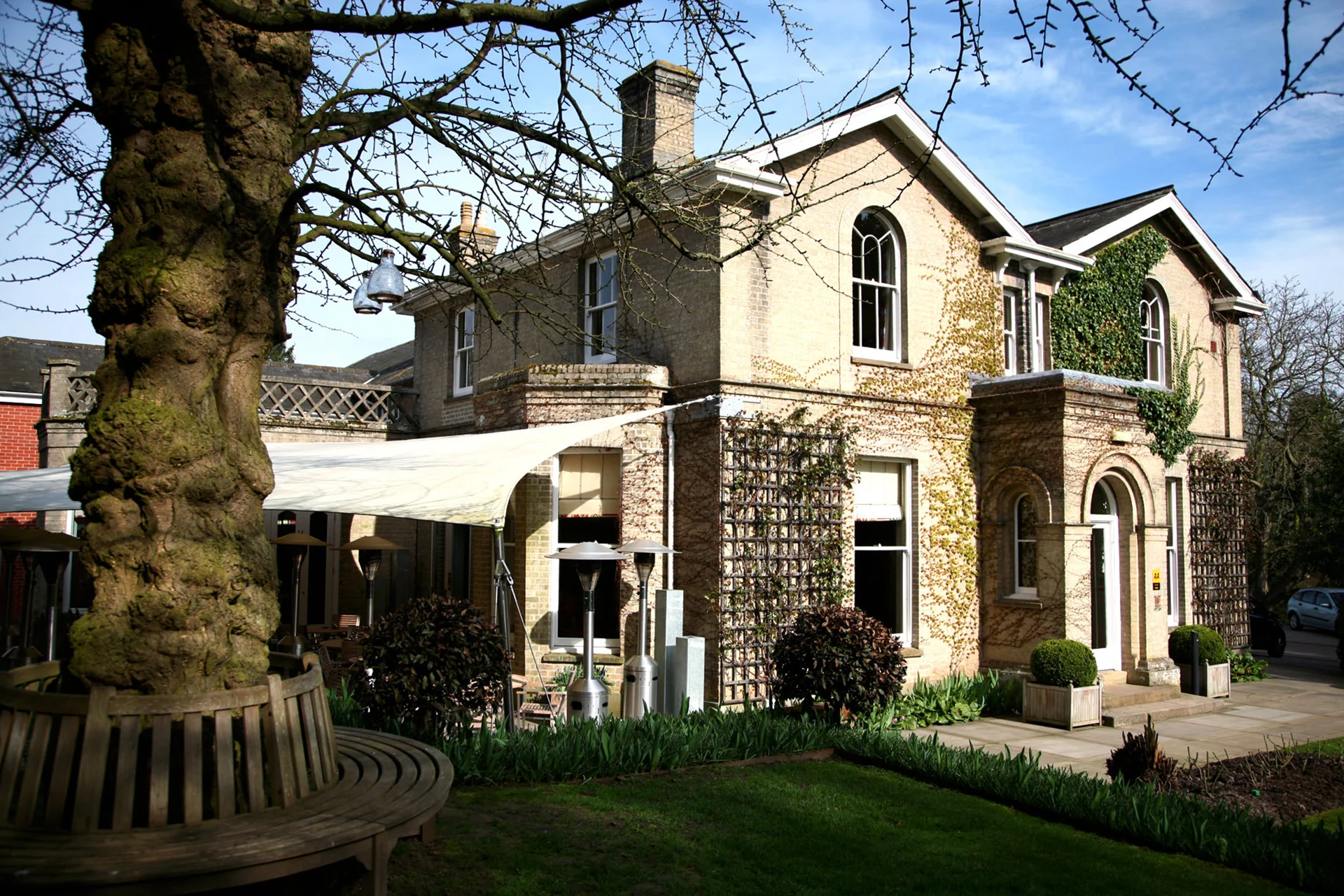Urban Cool in the Countryside: Milsoms, Dedham