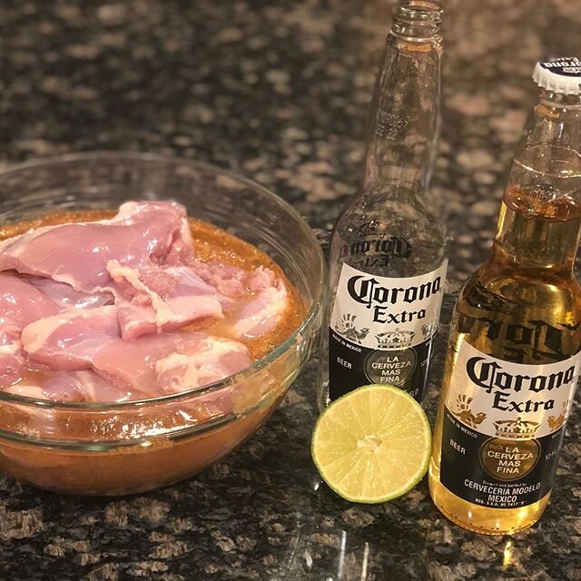 Food in the Time of Corona: First recipe is on the blog!
Link in profile.
.
.
#linkinprofile #coronabeer #chicken #southoftheborder #cookingchallenge #keepingcool #mplsfoodie #minnesotafoodie #israeli_kitchen @coronabeer @mideast_to_midwest