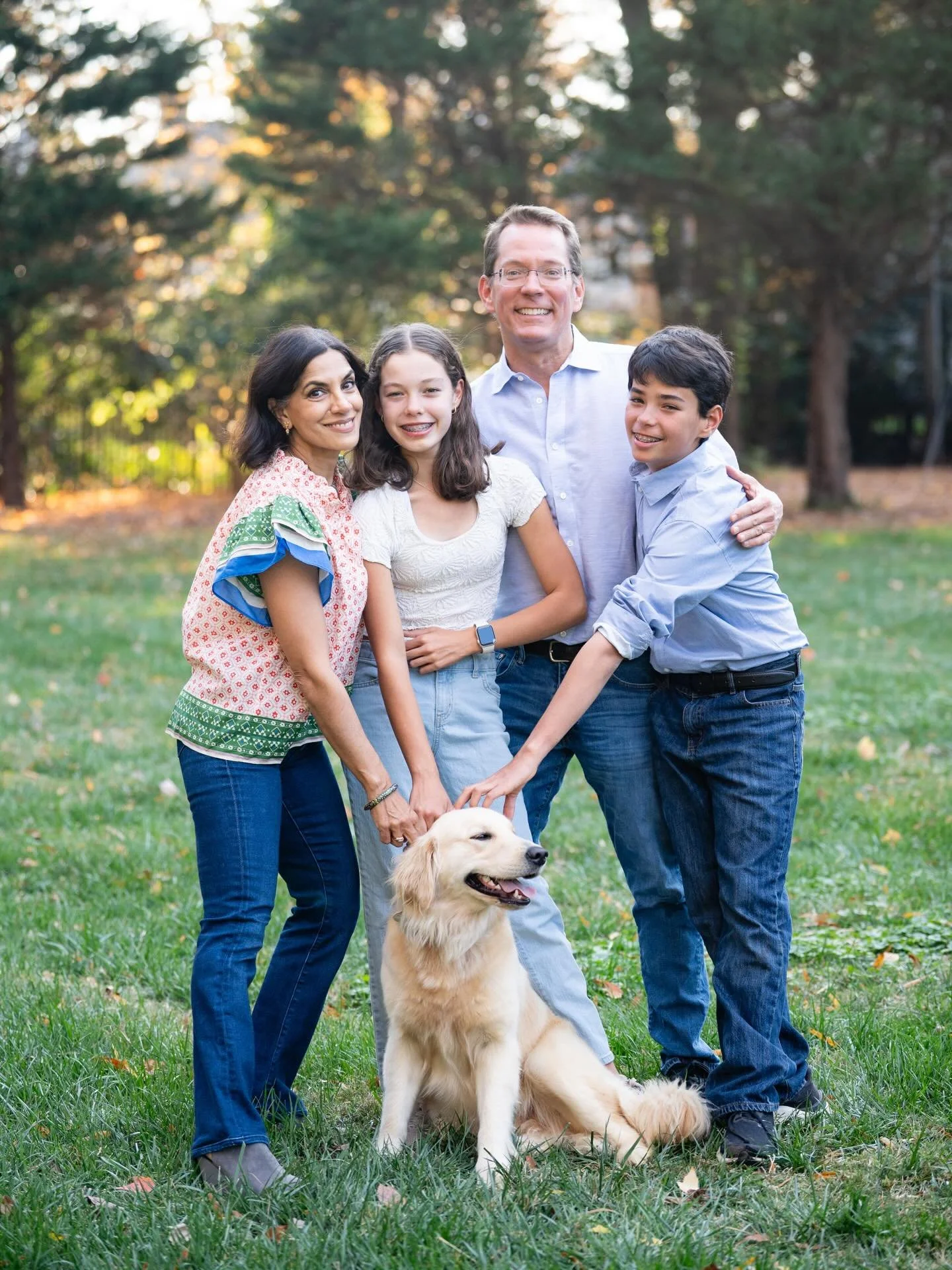Some fun fall backyard photos in time for Christmas cards. 📸🍁
