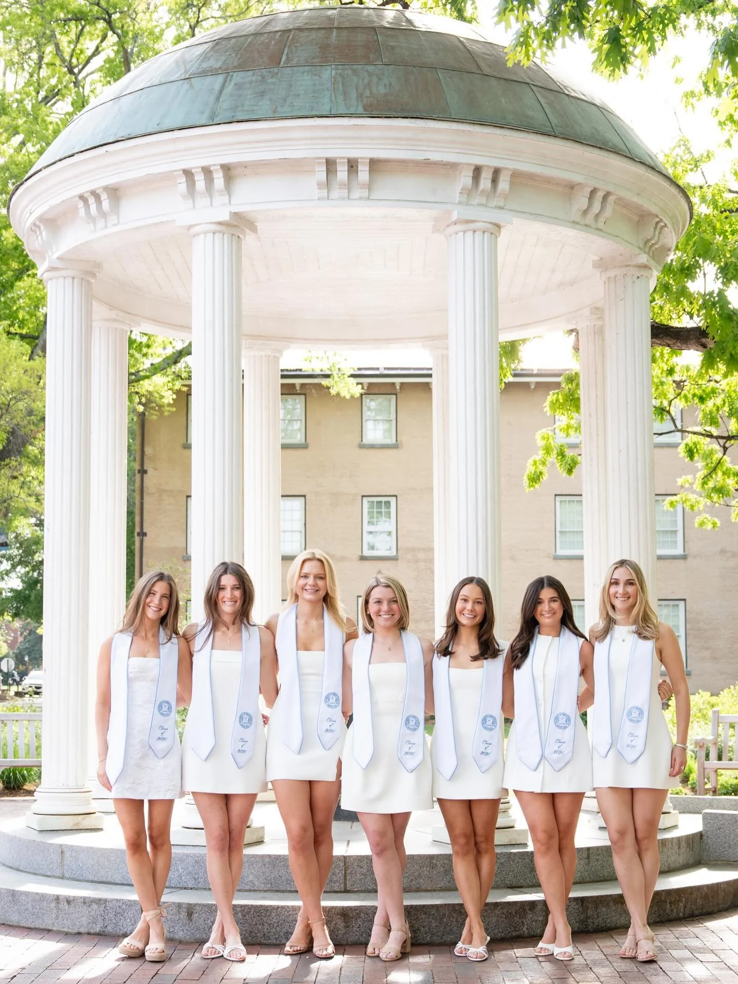 It&rsquo;s always an honor to be asked to photograph high senior portraits, then to be asked to take college graduation photos is just so exciting for me!  I&rsquo;m beyond happy to document these big chapters in your life!  Thank you, Emily! 🩵🤍🩵?