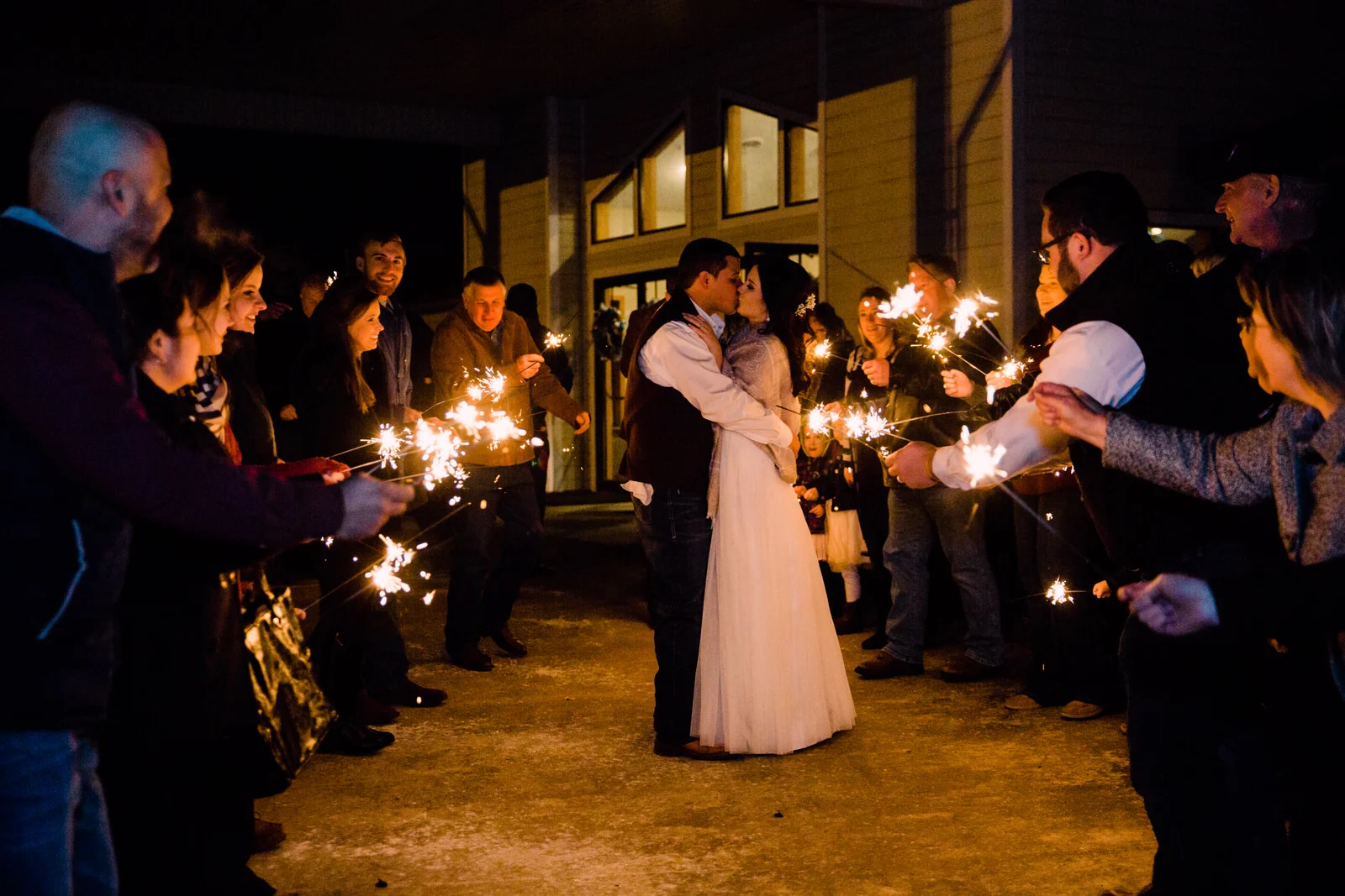 StacyPearceCreative-DeweyWedding-595-7701.jpg