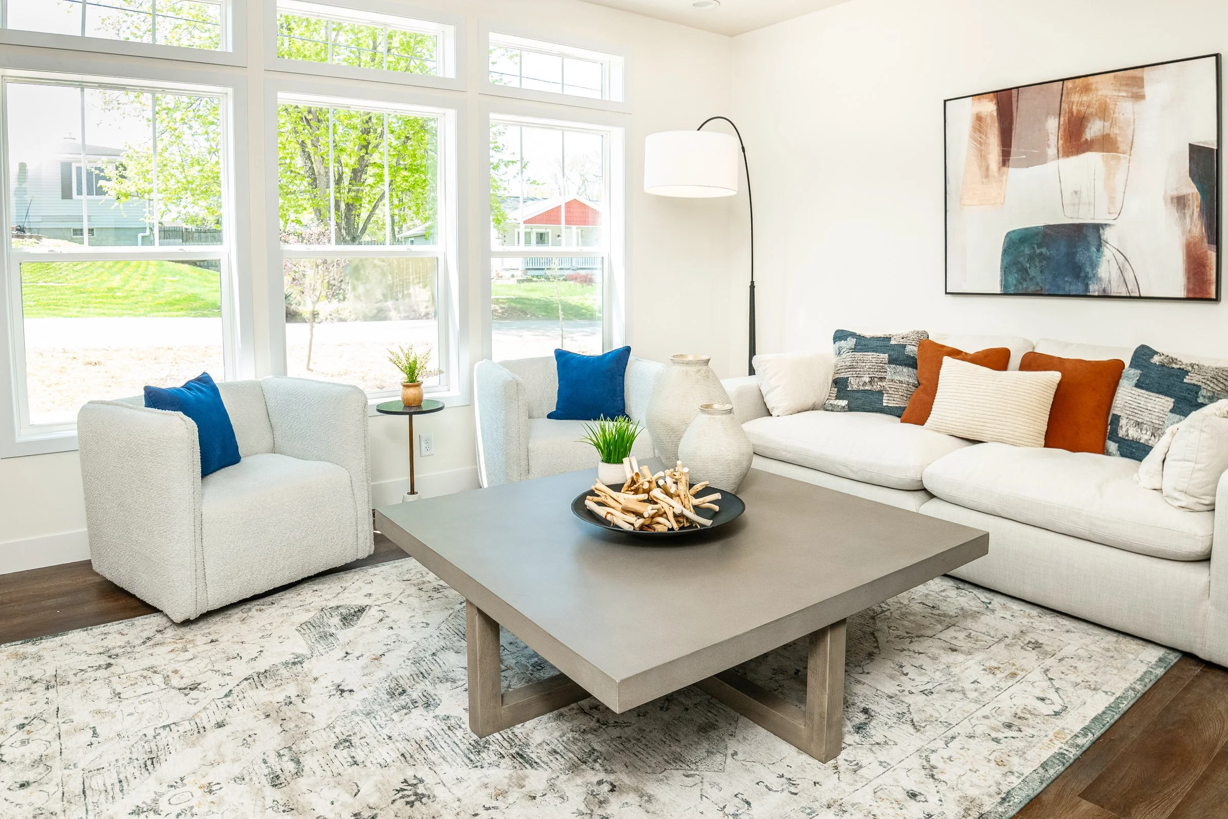 2521 S Banta Ave-12.jpg