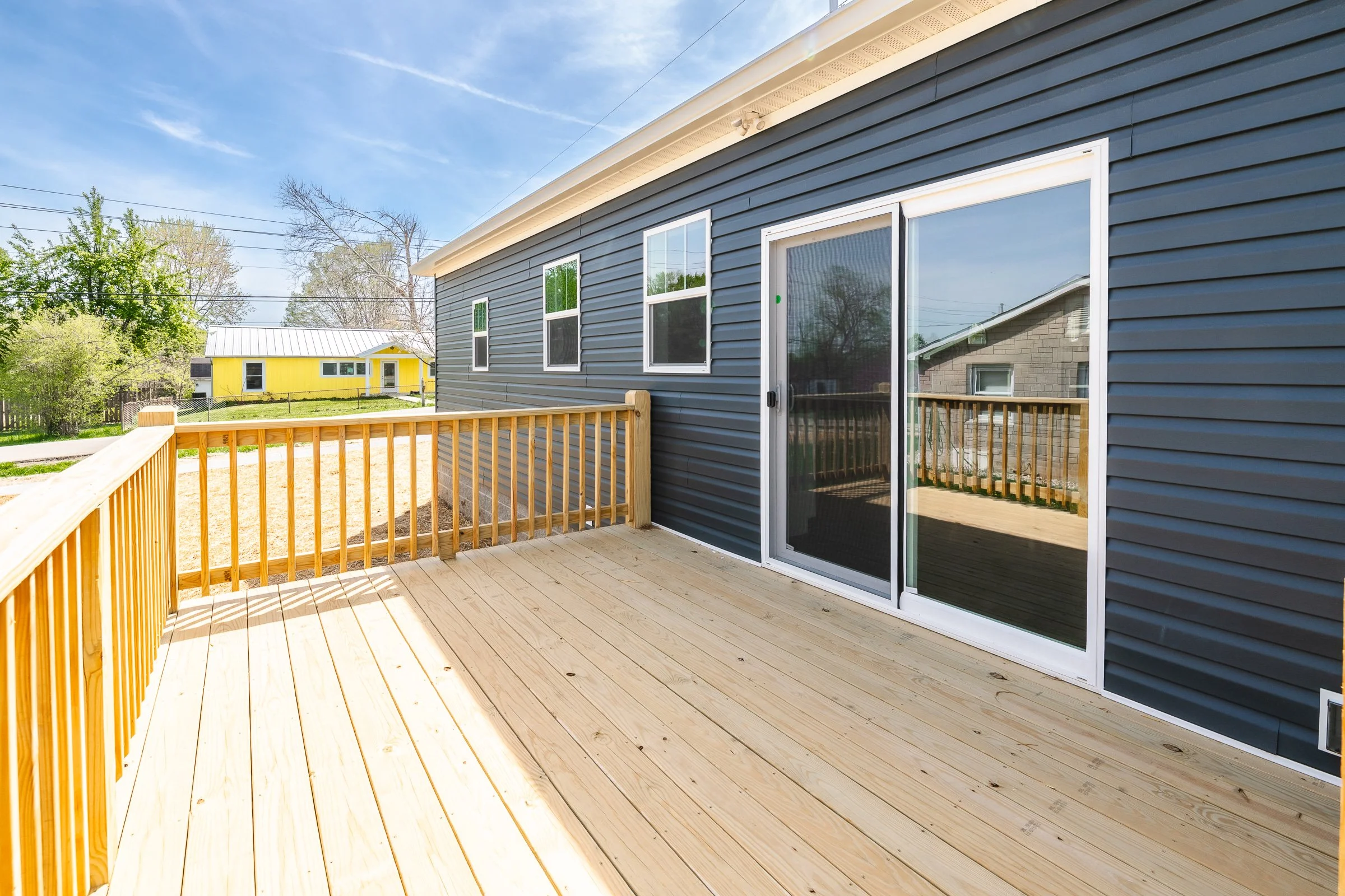 2521 S Banta Ave-44.jpg