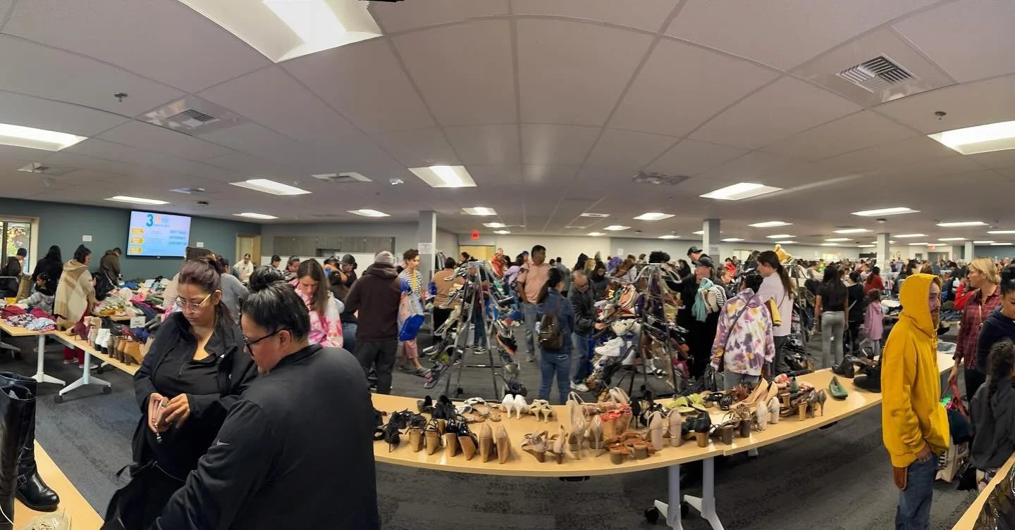 Clothes for Kids Surplus Sale a Success

Thank you to Kara Yunch and the Clothes for Kids team for leading a successful Surplus Fall Fundraising Event. The dedication of our high school students, parent volunteers, and community members made this eve